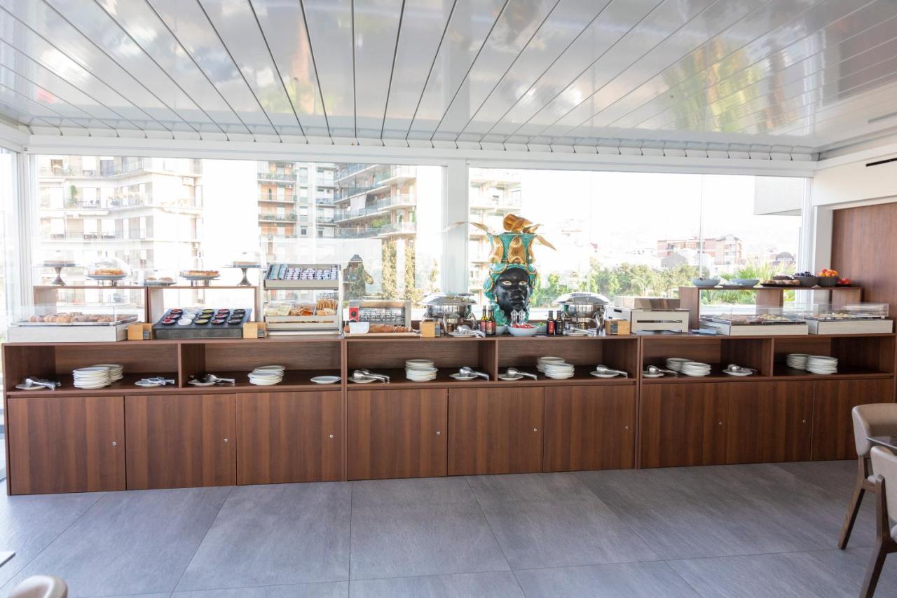 Plaza Hotel 4*
